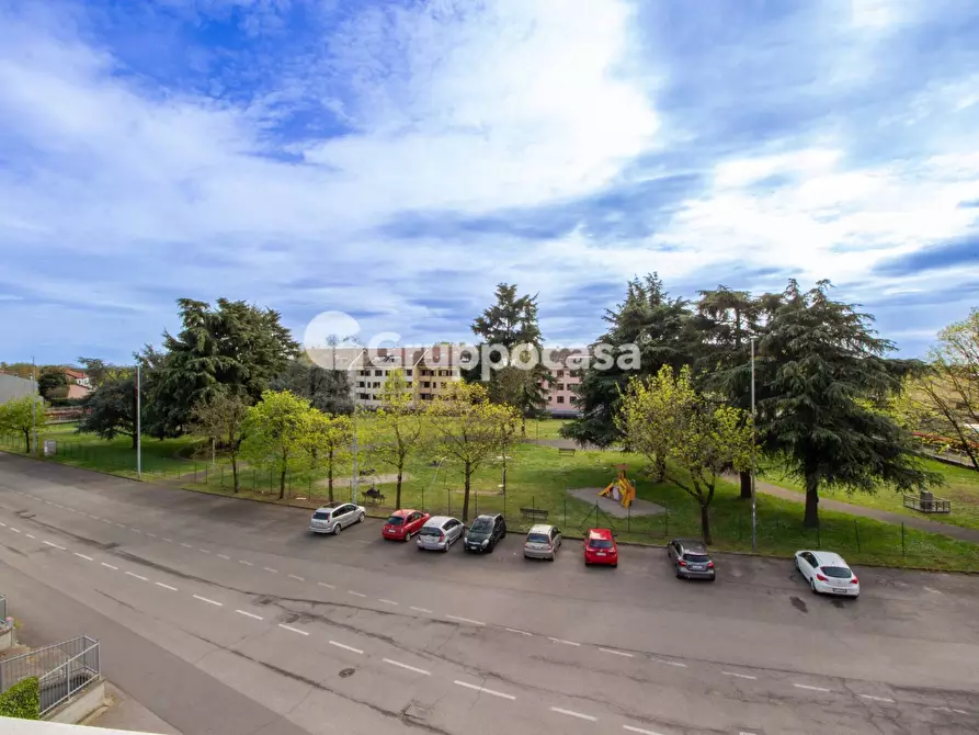 Immagine 13 di Appartamento in vendita  in Via Melzi 63 a Magenta