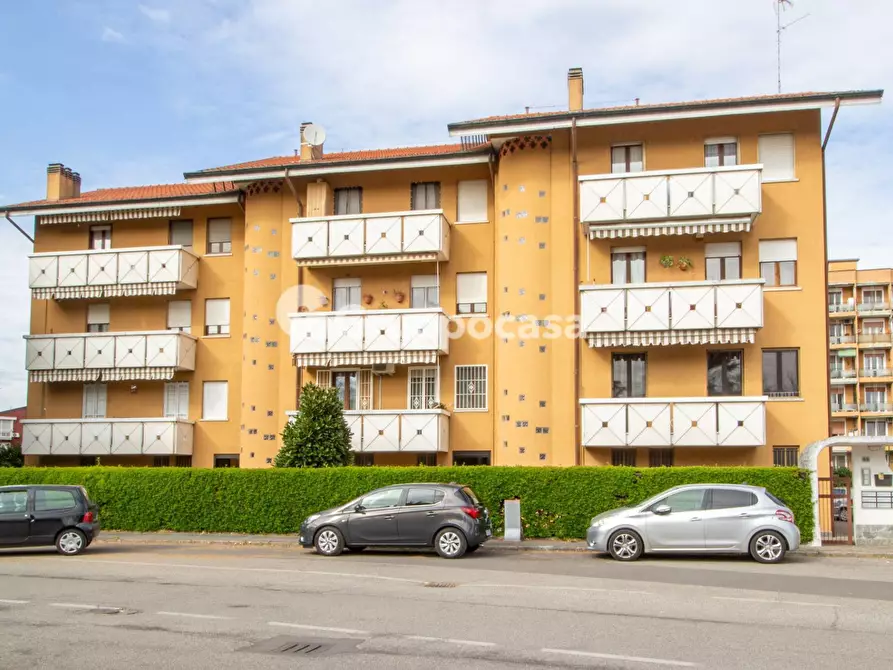 Immagine 25 di Appartamento in vendita  in Via Melzi 63 a Magenta