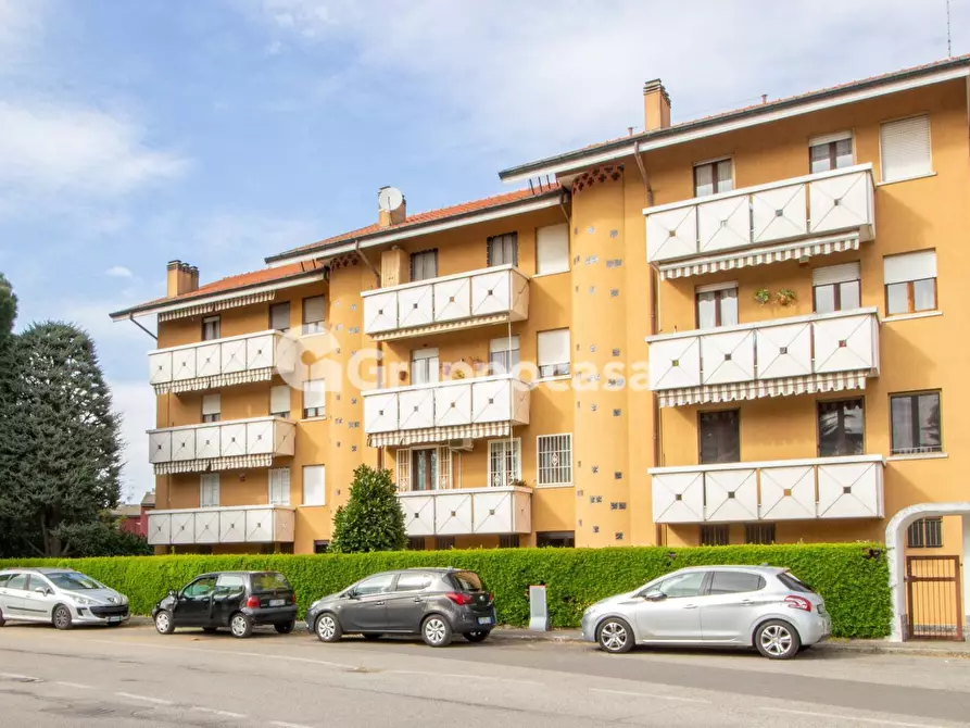 Immagine 26 di Appartamento in vendita  in Via Melzi 63 a Magenta