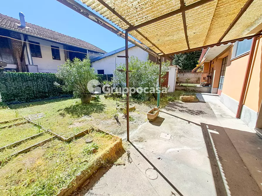 Immagine 15 di Casa indipendente in vendita  in Via Leopardi 37 a Magenta