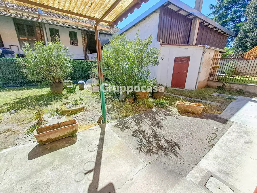 Immagine 19 di Casa indipendente in vendita  in Via Leopardi 37 a Magenta