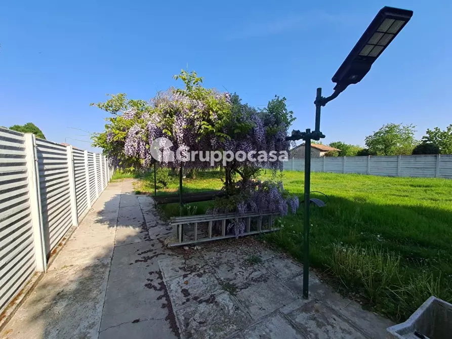 Immagine 17 di Appartamento in vendita  in Via Cusago 59 a Bareggio