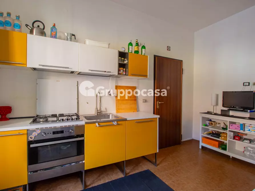 Immagine 11 di Appartamento in vendita  in Via Vitali 33 a Bernate Ticino