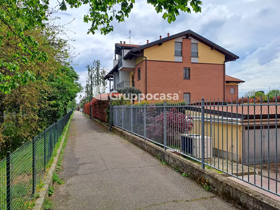 Immagine 1 di Appartamento in vendita  in Via Corpo degli Alpini 9 a Corbetta