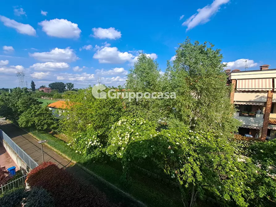 Immagine 10 di Appartamento in vendita  in Via Corpo degli Alpini 9 a Corbetta