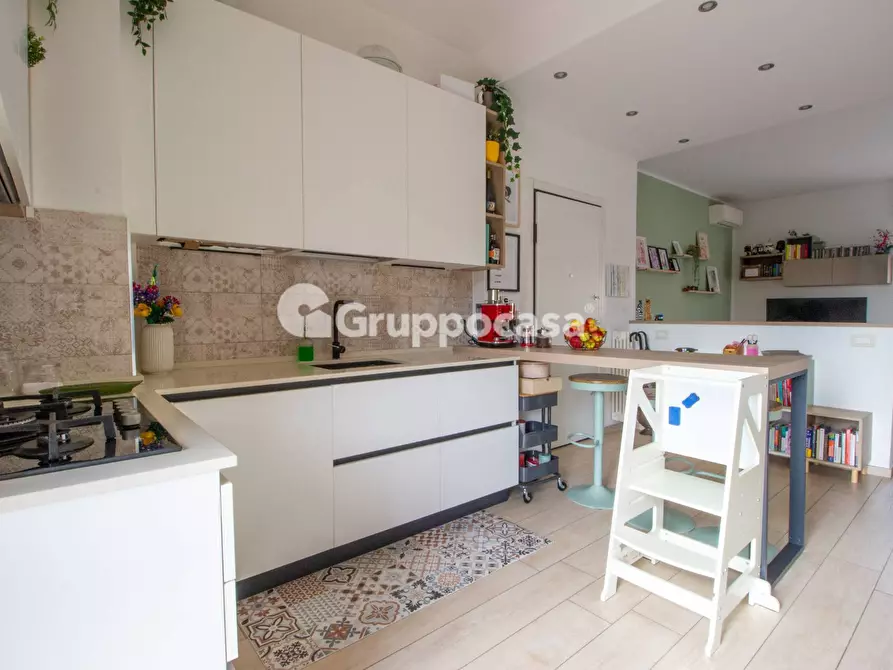 Immagine 10 di Appartamento in vendita  in Via F.lli Sanchioli 2 a Magenta