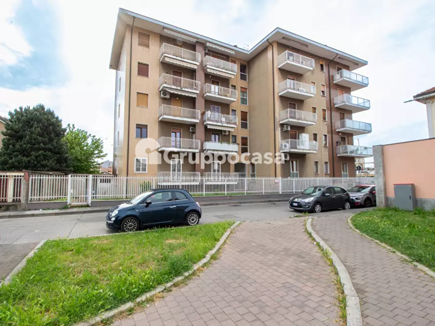 Immagine 1 di Appartamento in vendita  in Via F.lli Sanchioli 2 a Magenta