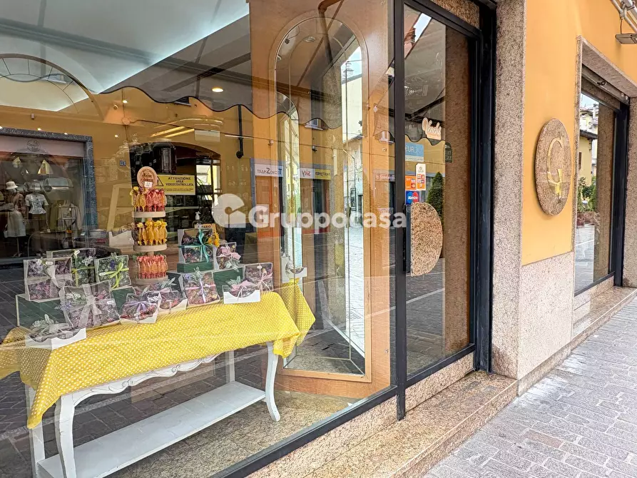 Immagine 17 di Attività commerciale in vendita  in Via Roma 10 a Magenta