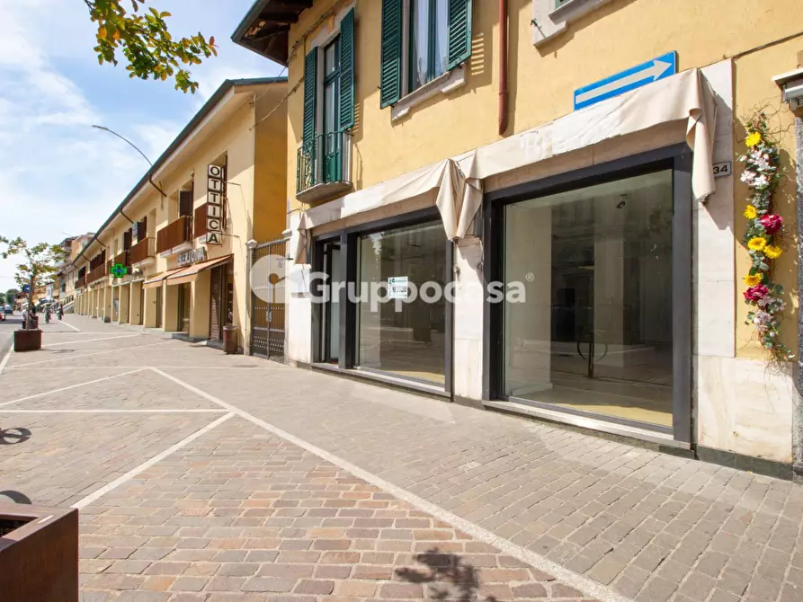 Immagine 4 di Locale commerciale in vendita  in Via Roma 36 a Magenta