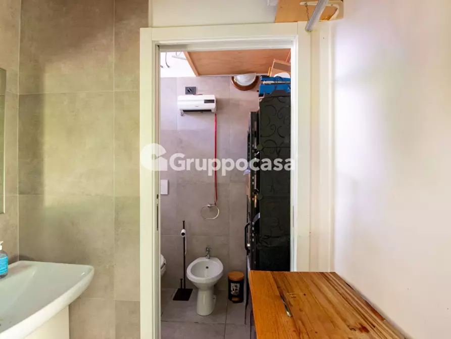 Immagine 7 di Ufficio in affitto  in Via IV Novembre 61/63 a Magenta