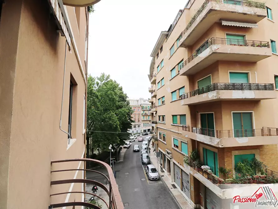 Immagine 10 di Appartamento in affitto  in Via Dei Mutilati 10 a Verona