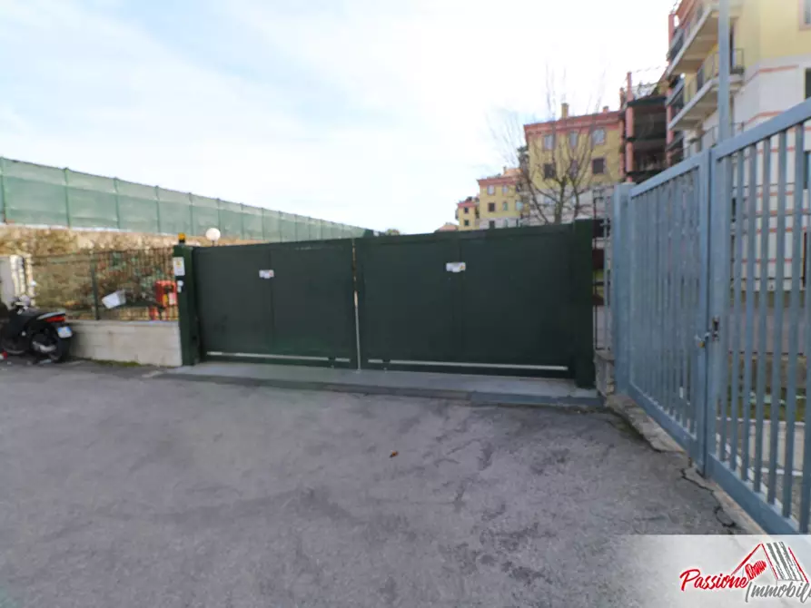 Immagine 5 di Box auto in affitto  in Via Ca' Di Cozzi 8 a Verona