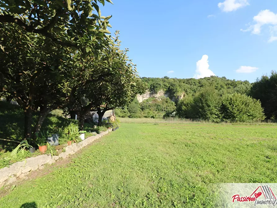 Immagine 22 di Terreno agricolo in vendita  in Strada Del Borago a Verona