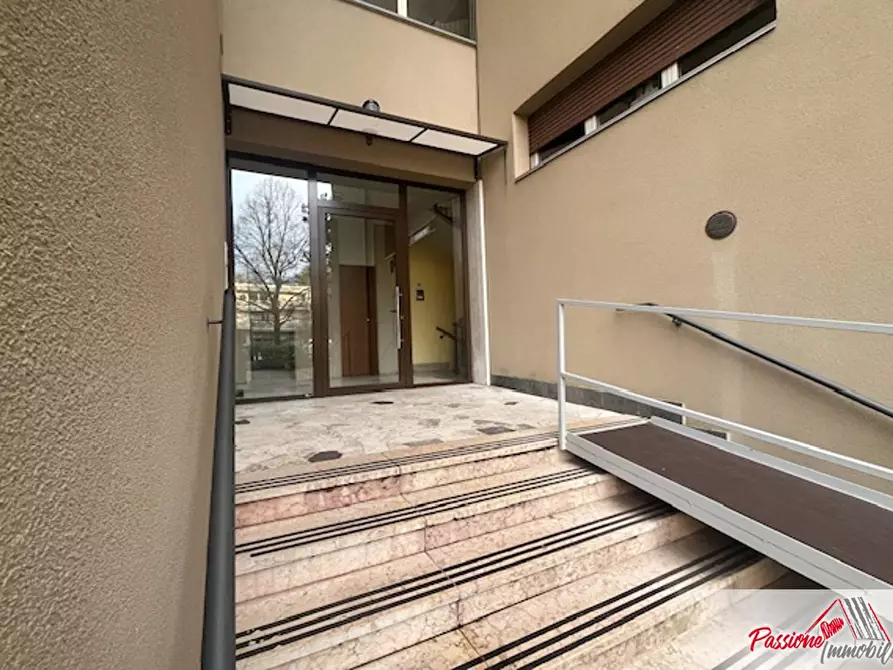 Immagine 2 di Appartamento in vendita  in Via Alessandro Poerio 11 a Verona