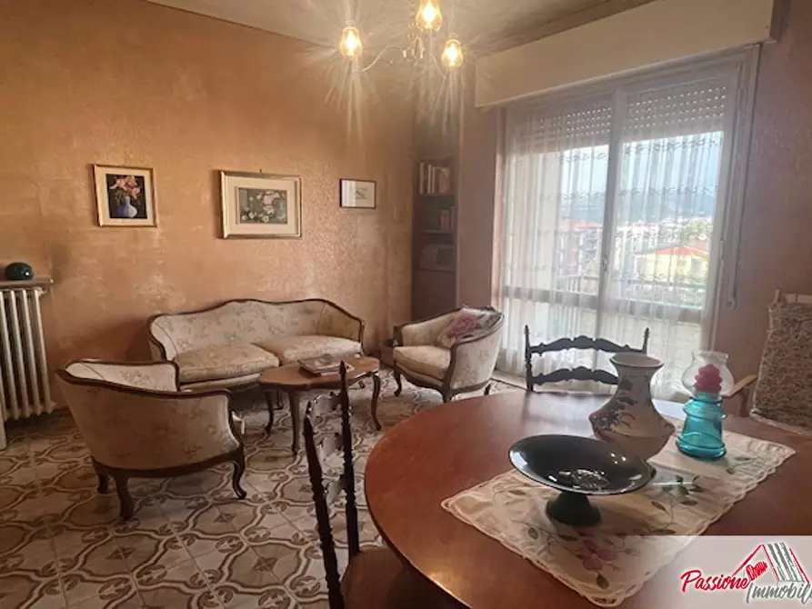 Immagine 6 di Appartamento in vendita  in Via Alessandro Poerio 11 a Verona