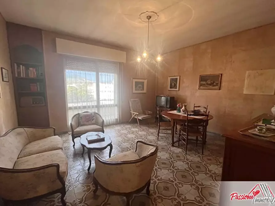 Immagine 7 di Appartamento in vendita  in Via Alessandro Poerio 11 a Verona