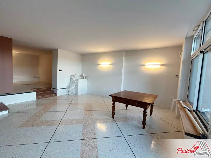 Immagine 6 di Appartamento in affitto  in Piazza Chievo 1 a Verona