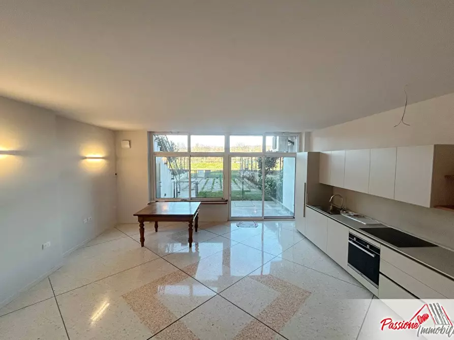 Immagine 11 di Appartamento in affitto  in Piazza Chievo 1 a Verona