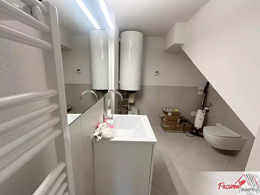 Immagine 16 di Appartamento in affitto  in Piazza Chievo 1 a Verona