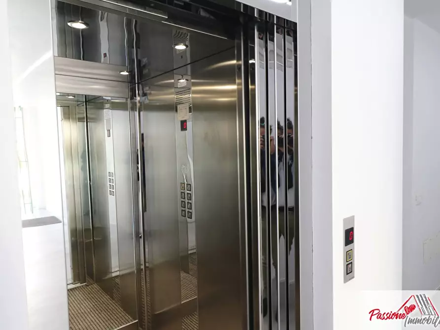 Immagine 20 di Appartamento in vendita  in Via Catullo 16 a Lonato del Garda