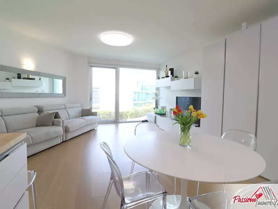 Immagine 10 di Appartamento in vendita  in Via Catullo 16 a Lonato del Garda