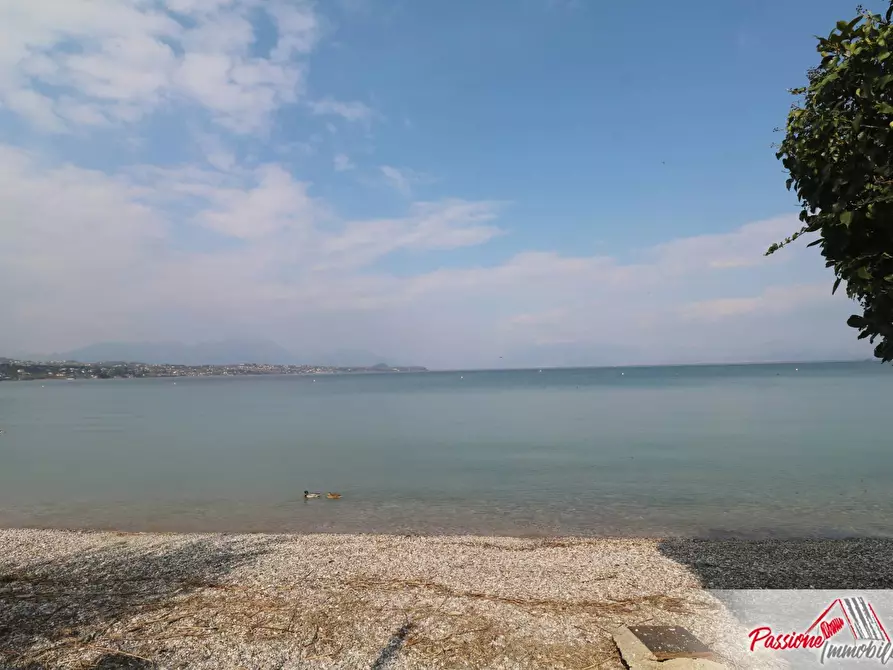 Immagine 23 di Appartamento in vendita  in Via Catullo 16 a Lonato del Garda