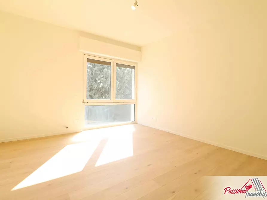 Immagine 2 di Appartamento in vendita  in Via Luigi Mercantini 11 a Verona