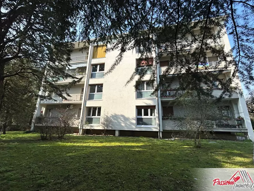 Immagine 24 di Appartamento in vendita  in Via Luigi Mercantini 11 a Verona