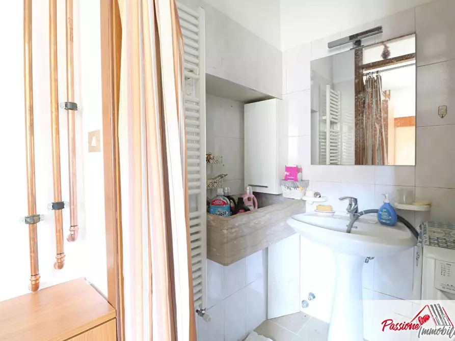 Immagine 9 di Villa in vendita  in via Costa 5 a Grezzana