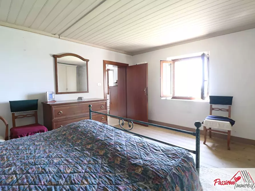 Immagine 11 di Villa in vendita  in via Costa 5 a Grezzana