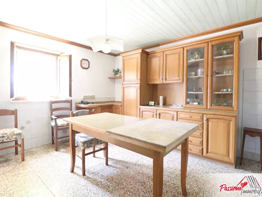 Immagine 6 di Villa in vendita  in via Costa 5 a Grezzana