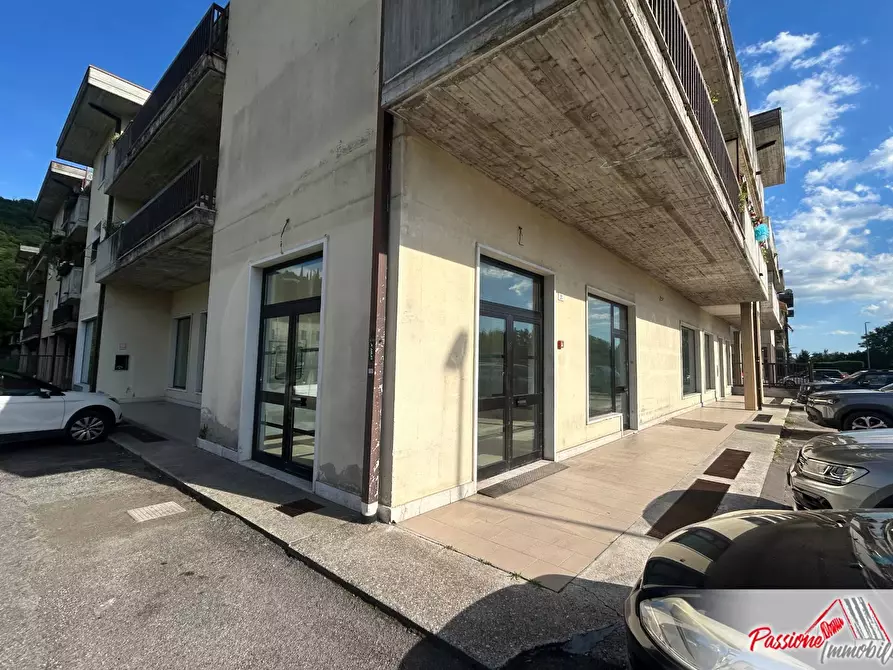 Immagine 10 di Locale commerciale in affitto  in Via Delle Agostiniane 31 a Verona