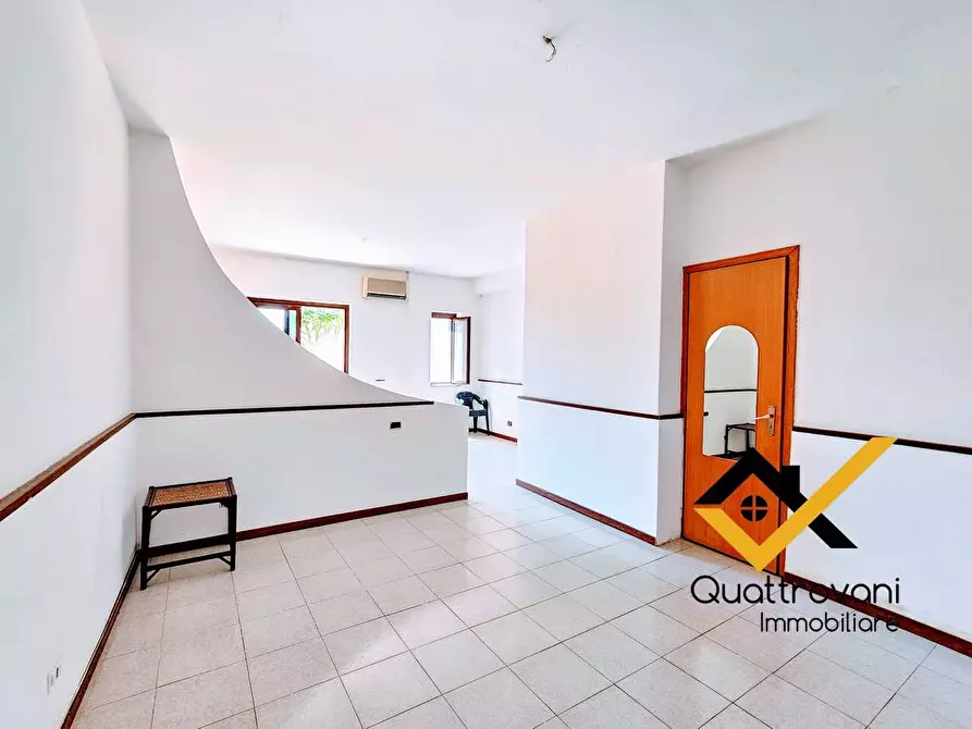 Immagine 11 di Appartamento in affitto  in via vampolieri 31 a Aci Catena