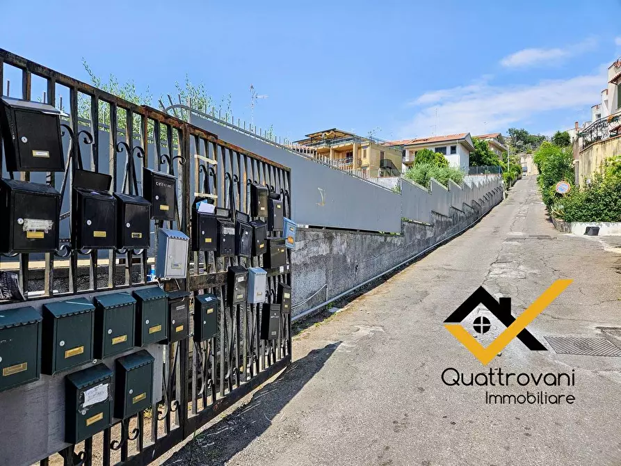 Immagine 22 di Appartamento in affitto  in via vampolieri 31 a Aci Catena