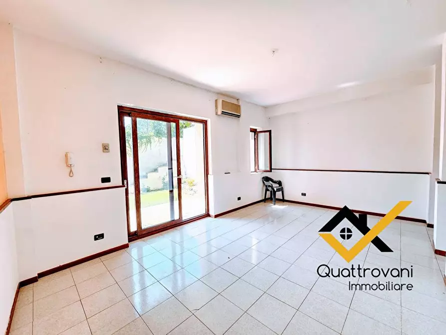 Immagine 3 di Appartamento in affitto  in via vampolieri a Aci Castello