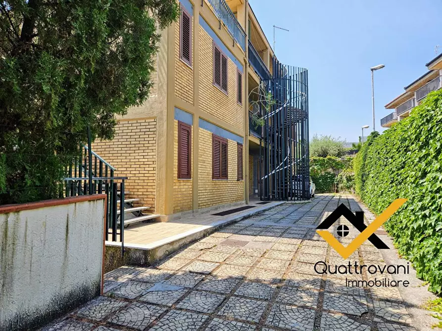 Immagine 20 di Appartamento in affitto  in via vampolieri a Aci Castello