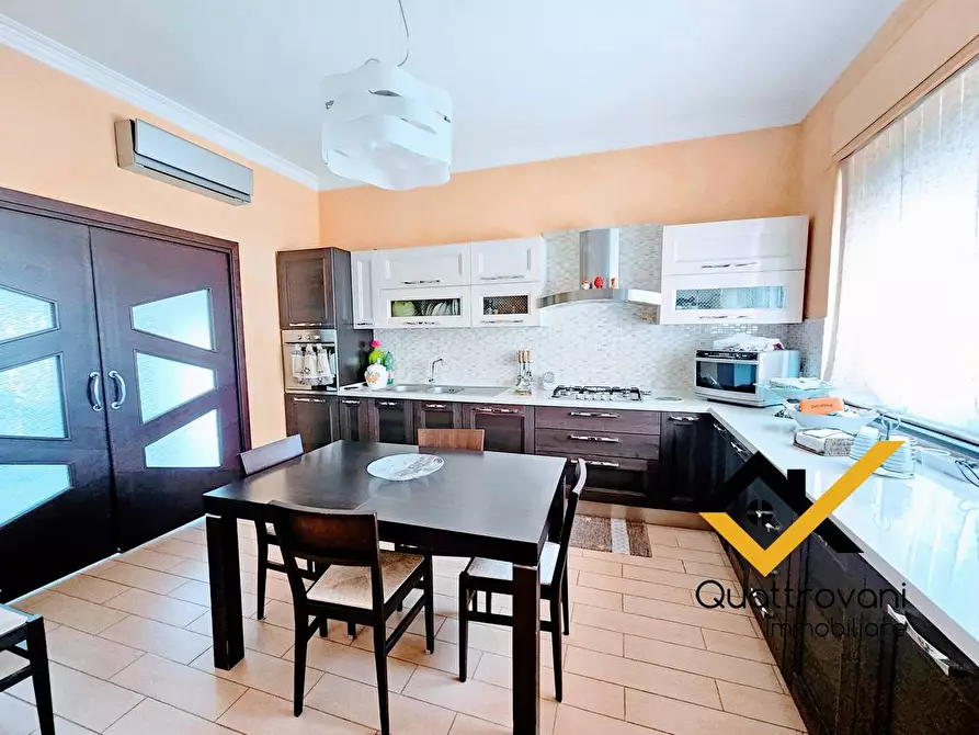 Immagine 16 di Appartamento in vendita  in Via Tommaso Fazello a Catania