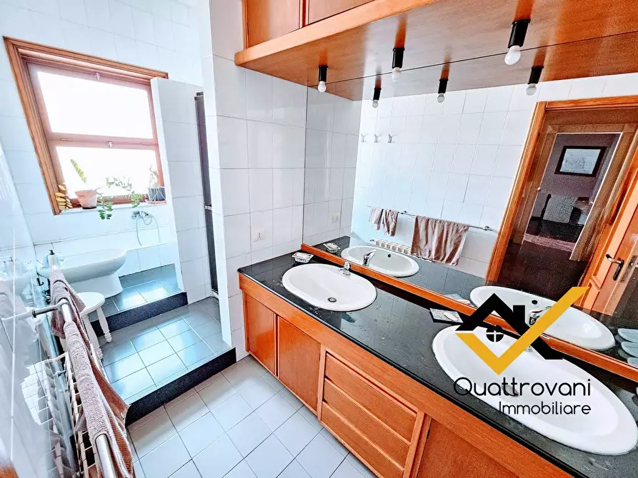 Immagine 27 di Appartamento in vendita  in Via Galatea a Catania