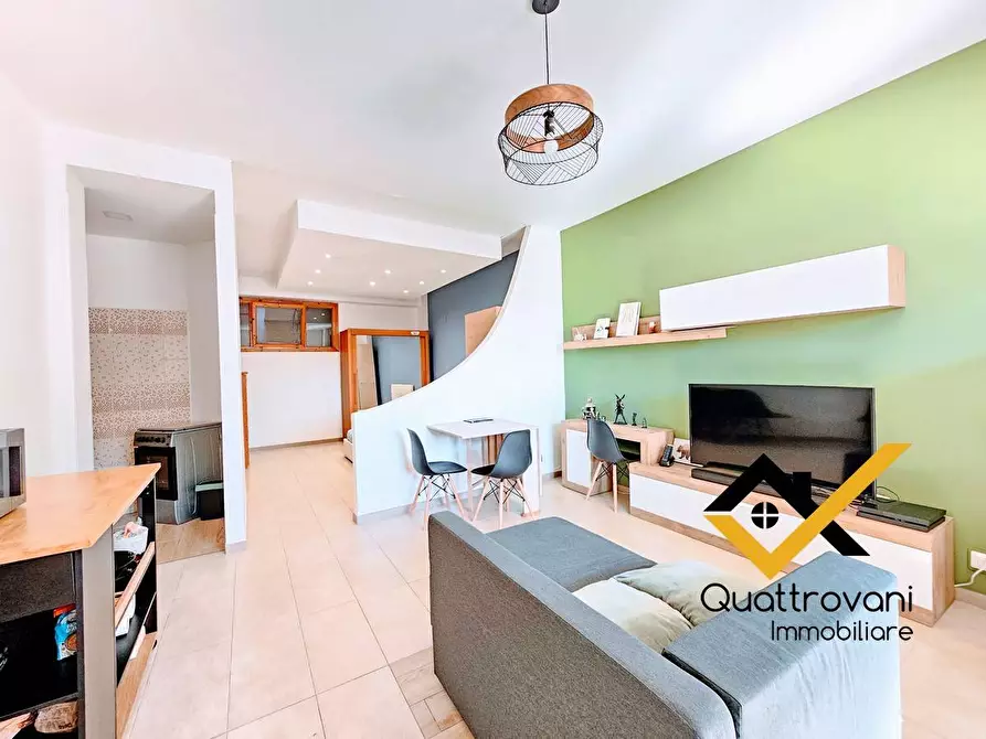 Immagine 4 di Appartamento in affitto  in via vampolieri 31 a Aci Castello