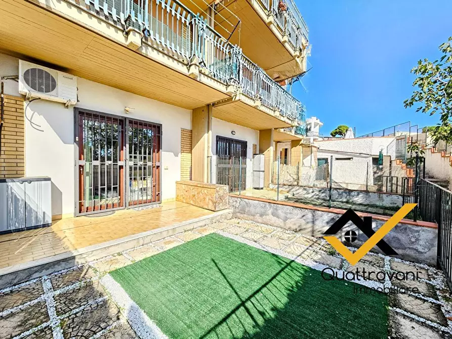 Immagine 15 di Appartamento in affitto  in via vampolieri 31 a Aci Castello