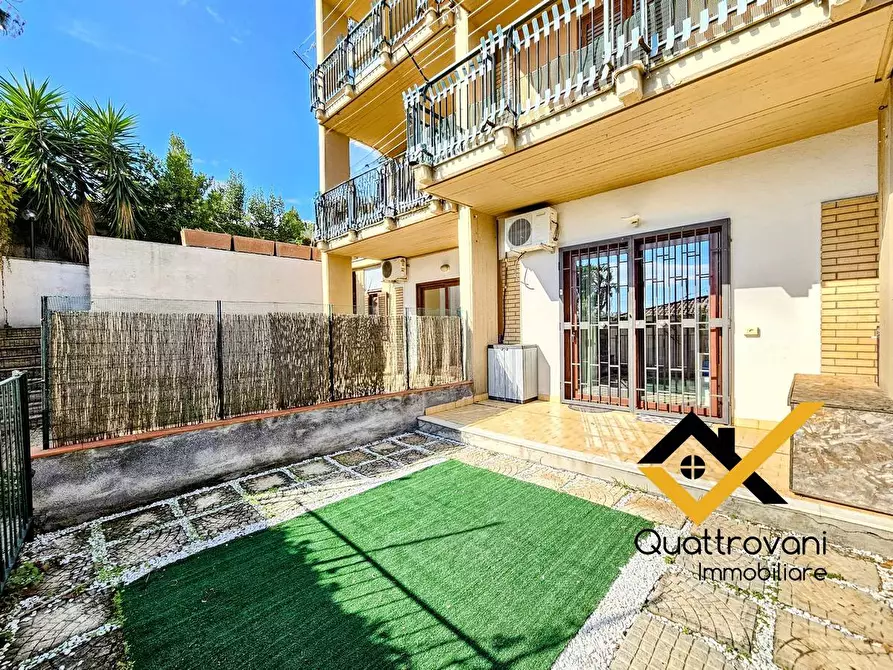 Immagine 16 di Appartamento in affitto  in via vampolieri 31 a Aci Castello