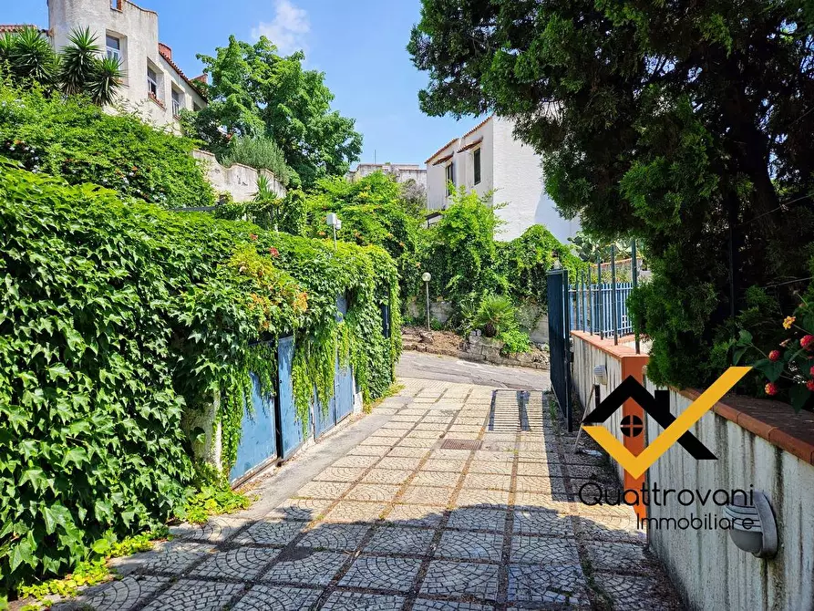 Immagine 18 di Appartamento in affitto  in via vampolieri 31 a Aci Castello