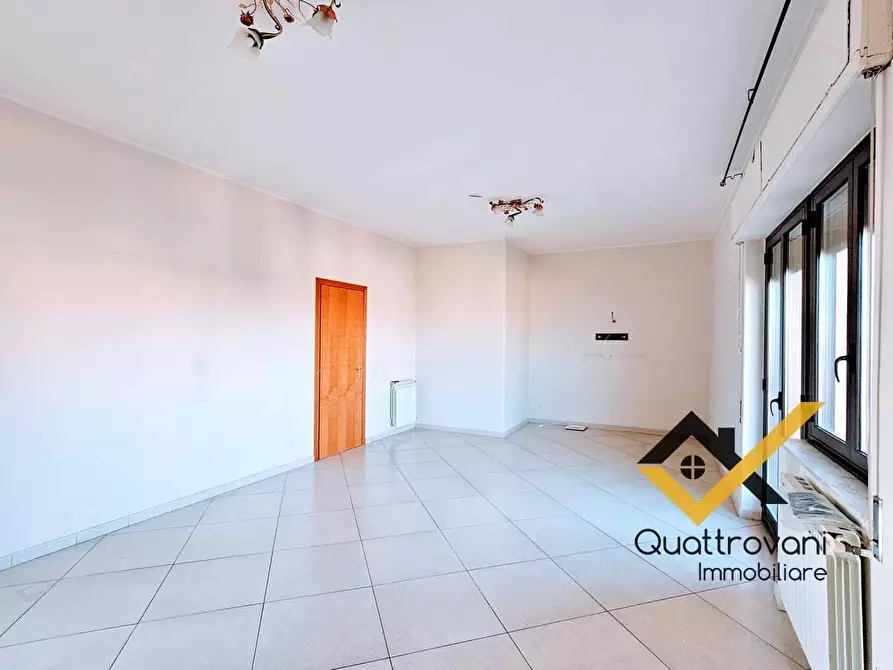 Immagine 2 di Appartamento in affitto  in Via Antonio Gramsci 107 a Gravina Di Catania