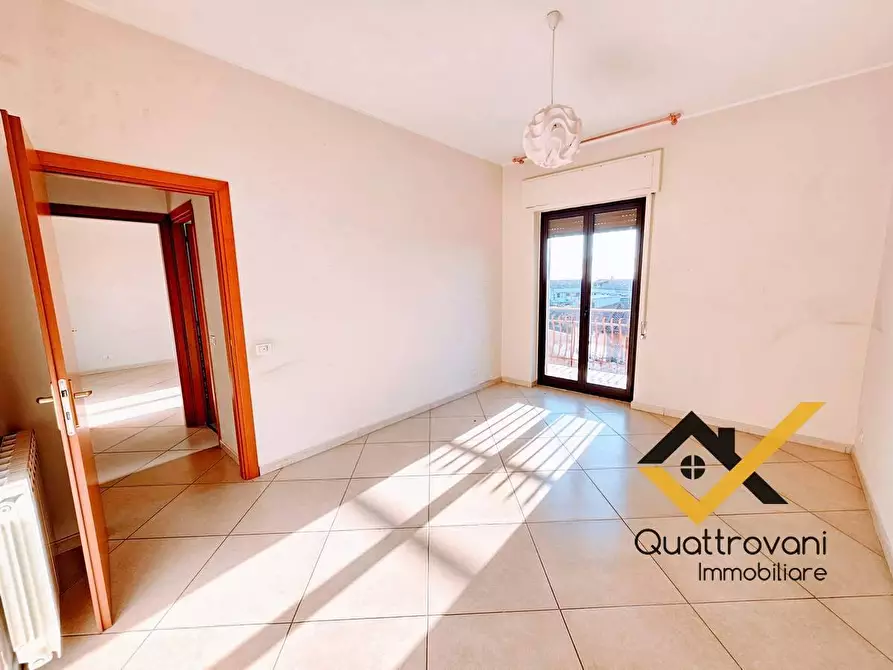 Immagine 19 di Appartamento in affitto  in Via Antonio Gramsci 107 a Gravina Di Catania