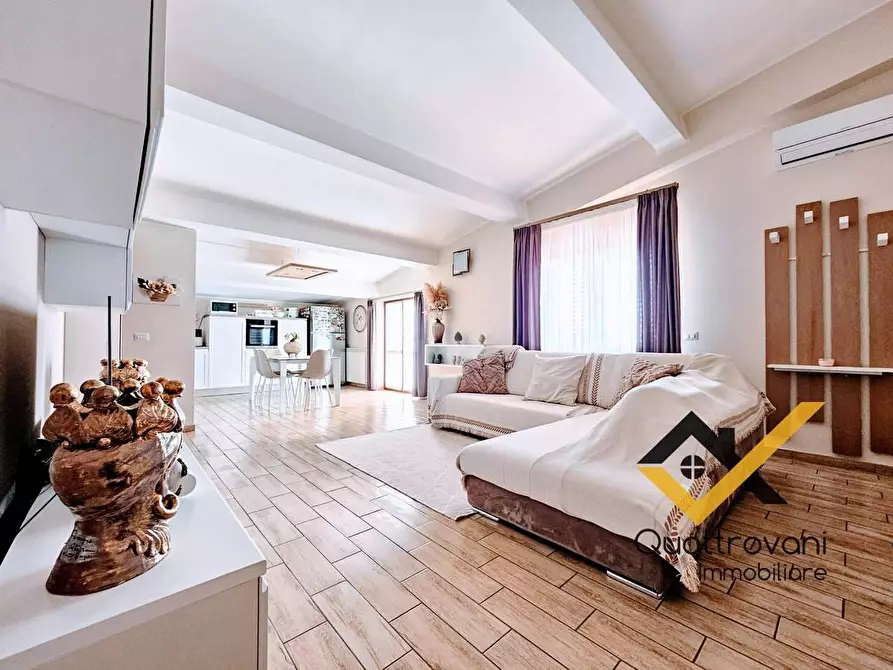 Immagine 1 di Appartamento in vendita  in Via Giuseppe Motta a San Giovanni La Punta