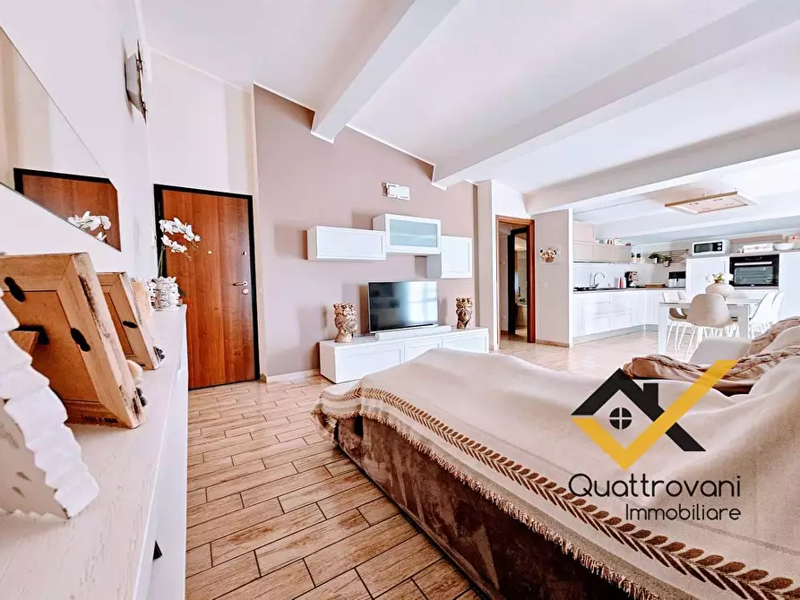 Immagine 5 di Appartamento in vendita  in Via Giuseppe Motta a San Giovanni La Punta