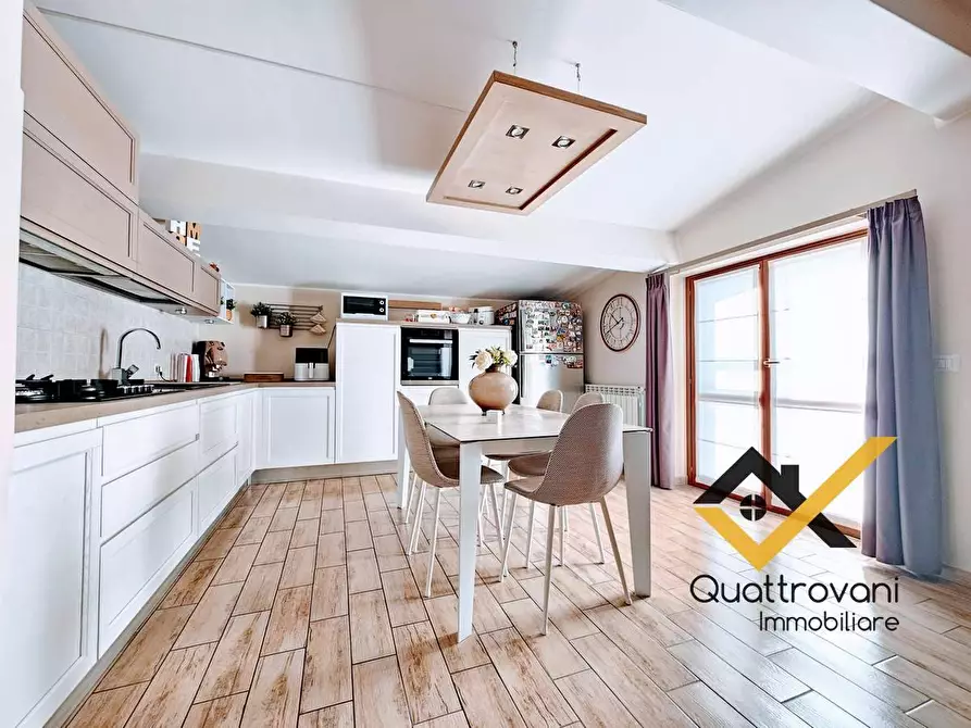 Immagine 8 di Appartamento in vendita  in Via Giuseppe Motta a San Giovanni La Punta