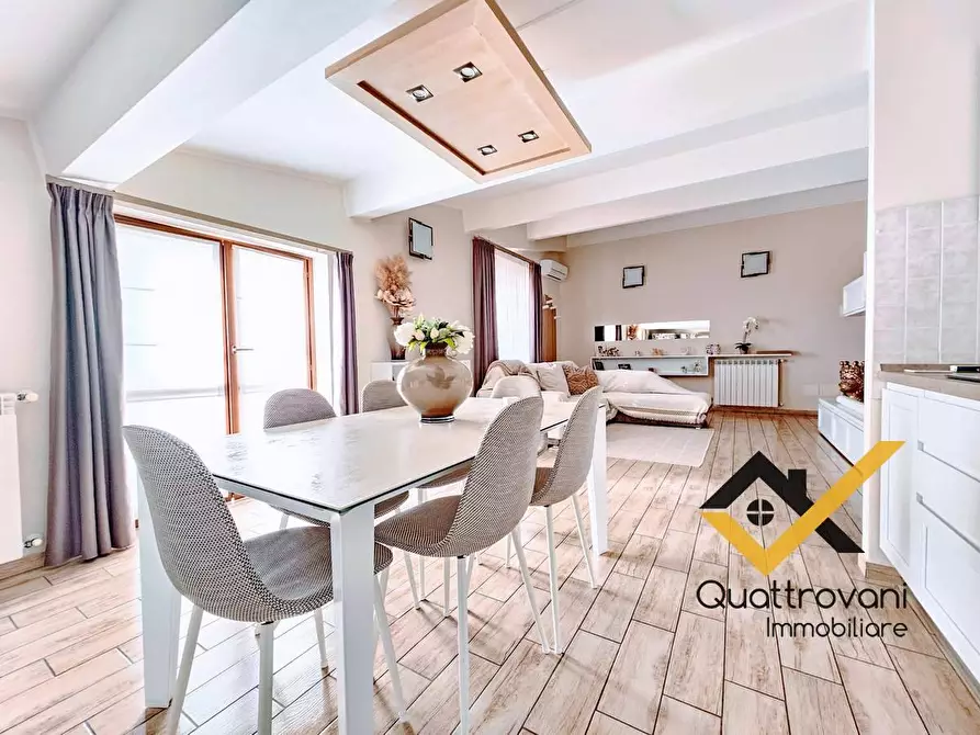 Immagine 9 di Appartamento in vendita  in Via Giuseppe Motta a San Giovanni La Punta