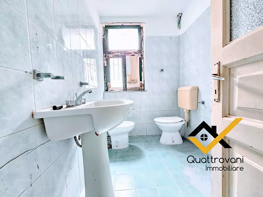 Immagine 28 di Appartamento in vendita  in Via Benedetto Guzzardi a Catania