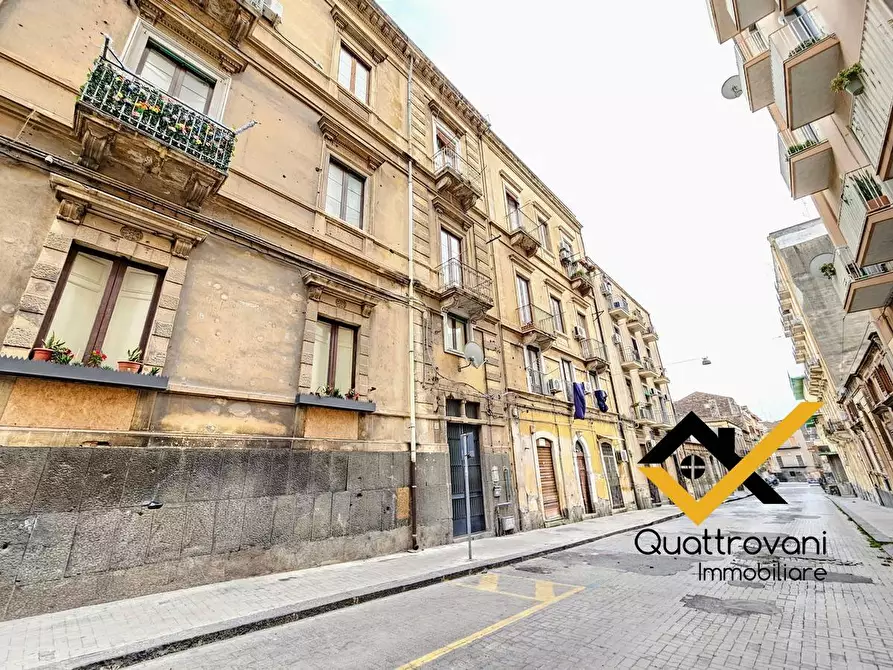Immagine 32 di Appartamento in vendita  in Via Benedetto Guzzardi a Catania